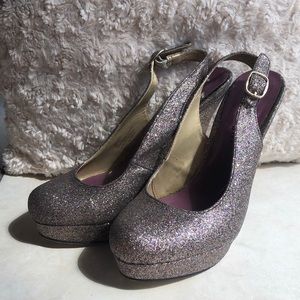 Vibrant sparkly heels! Only wondering once!